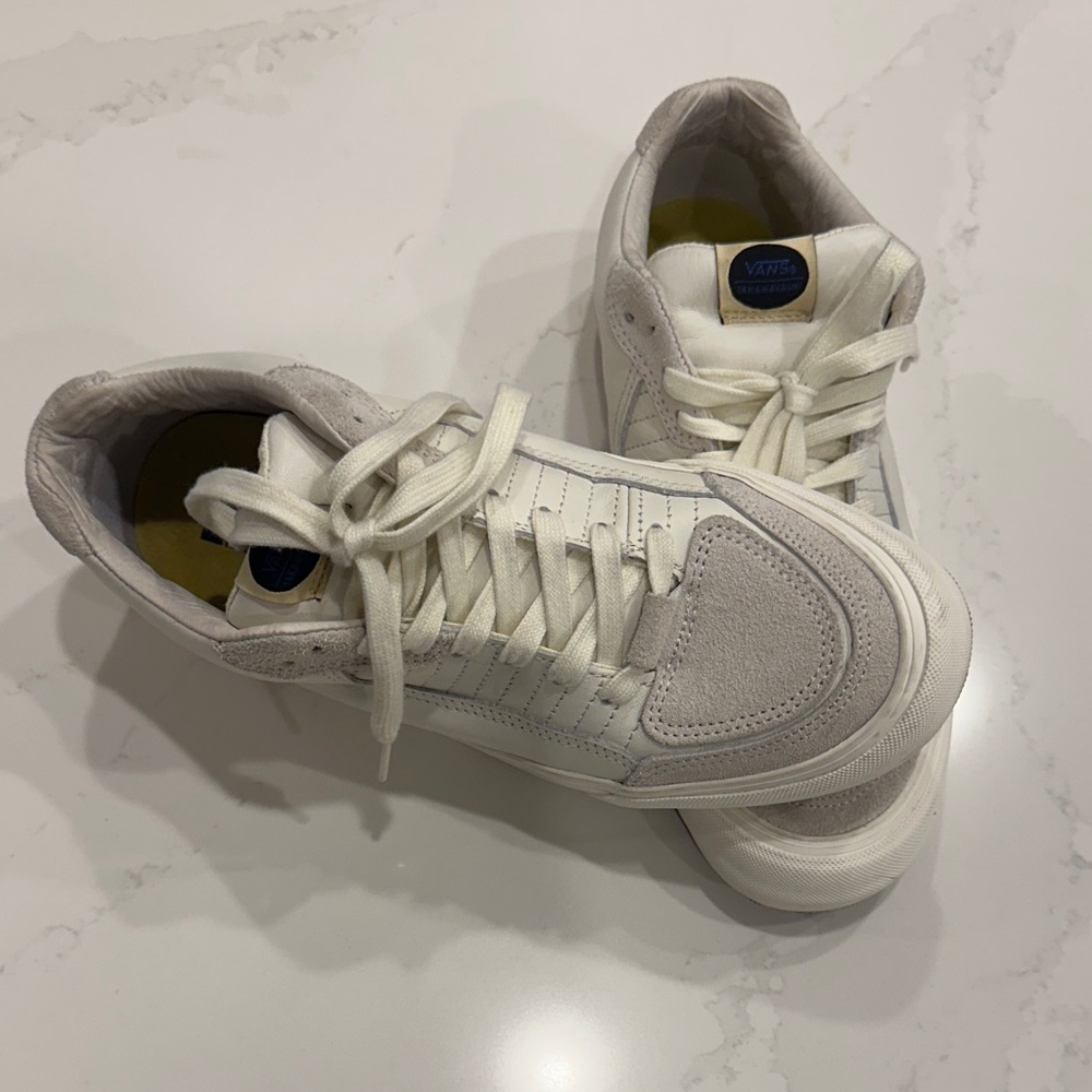 VANS VAULT X TAKA HAYASHI TH STYLE 98 LX - MARSHMALLOW size 8.5

$